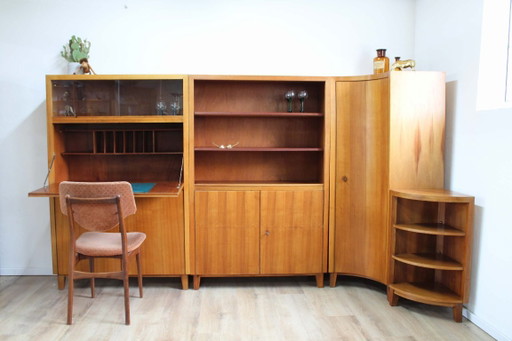 Vintage Musterring Wandschrank mit Eckschrank und Schreibtisch. Hölzerner Mid Century Modulschrank.