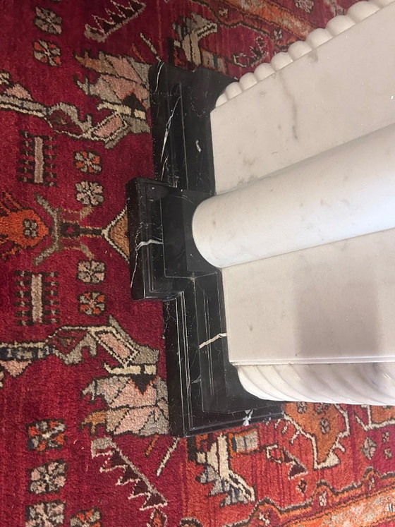 Image 1 of Black and white Hollywood marble table, Regency seventies