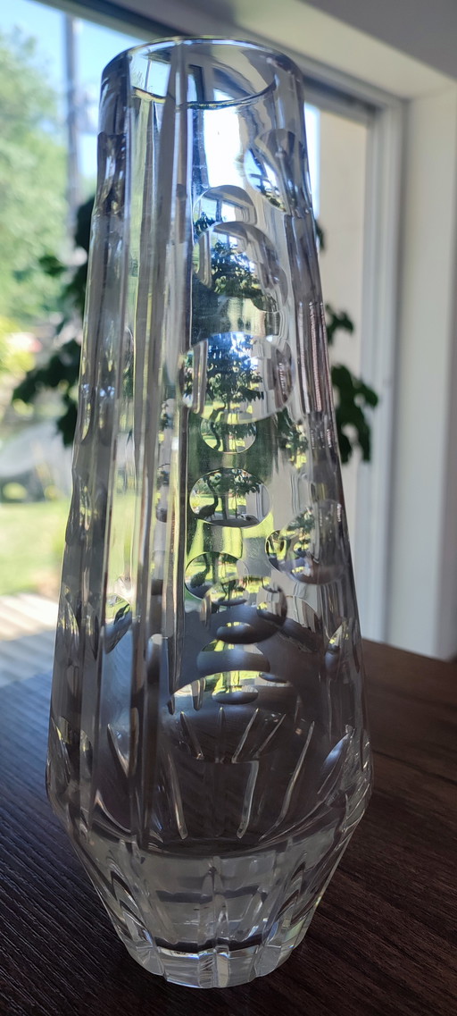 Vintage-Vase aus geschliffenem Glas 60er Jahre