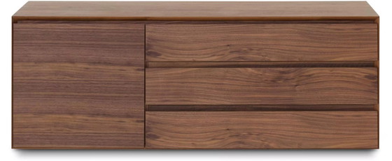 Image 1 of Aparador en nogal - 140 x 45 x 51 cm - Exposición // Independiente o montado