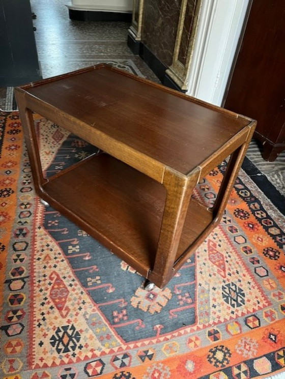 Image 1 of Chariot de style danois vintage, table d'appoint en teck