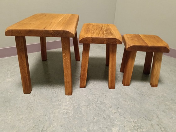 Juego de mesas auxiliares de estilo brutalista (3) – Wood (photo 7 of 14)