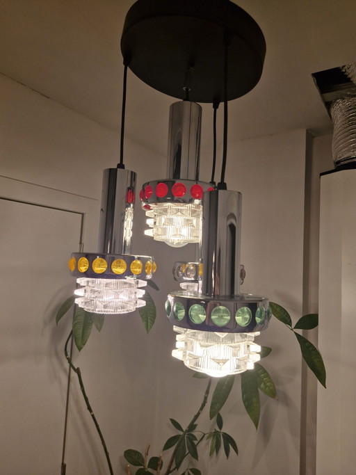Pendant lamp with four light points – chrome, textured glass and colored accents – Space Age