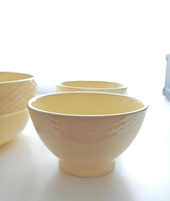 Vintage Pagnossin Italy set of 3 Bowls, Ceramic, Yellow, Modern (photo 5 of 8)