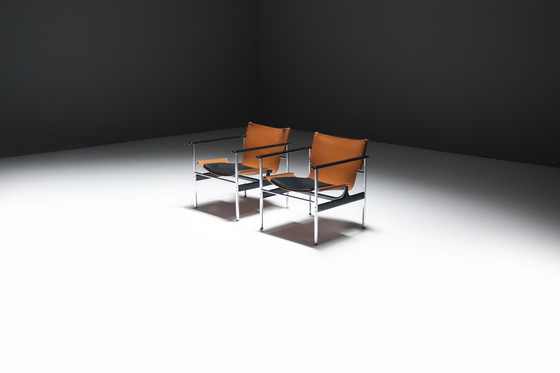 Image 1 of Stunning pair of Pollock Armchairs in leather by Charles Pollock for KNOLL Int.