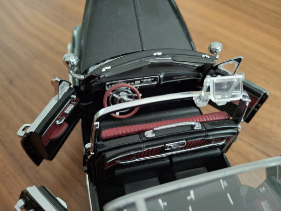 Image 1 of Lucky Diecast Presidential Lincoln Continental 1950