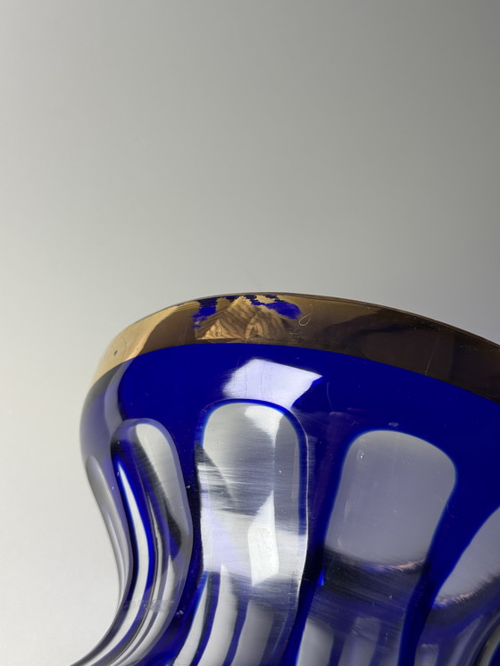 Image 1 of A pair of crystal vases 