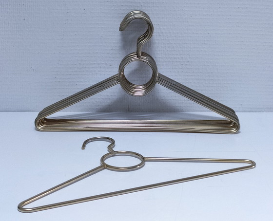 Image 1 of zehn Kleiderbügel vargor 80er Jahre Design