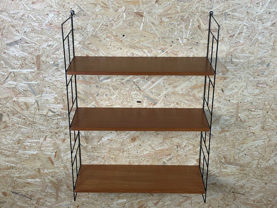 Image 1 of Anni '60-'70 scaffale in teak Scaffale a muro WHB Germania Scaffale a corda Design danese