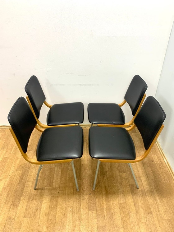 Image 1 of Sedie da pranzo di metà secolo di Miroslav Navrátil per TON, anni '60 (set di 4)