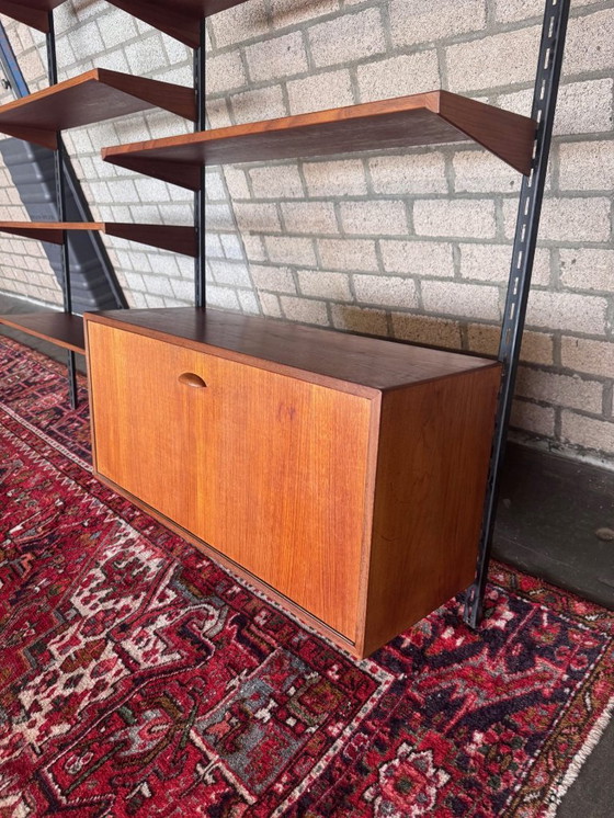 Image 1 of Sistema di pareti vintage - Mobile da parete Kai kristiansen