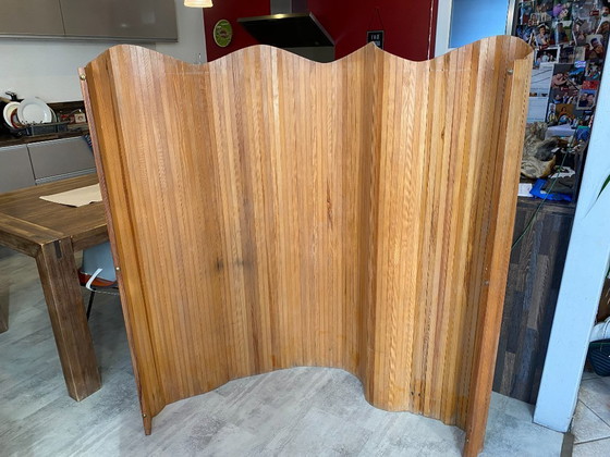 Image 1 of Vintage 1950s freestanding, foldable wooden screen in the style of Baumann.