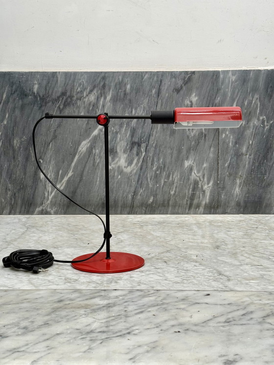Venetian Lumi Italia Lamp, 1980s Red – veneta lumi, Table lamps, Metal (photo 4 of 11)