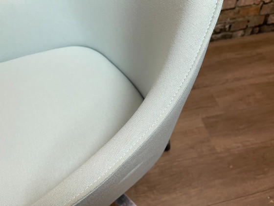 Image 1 of Vitra Softshell