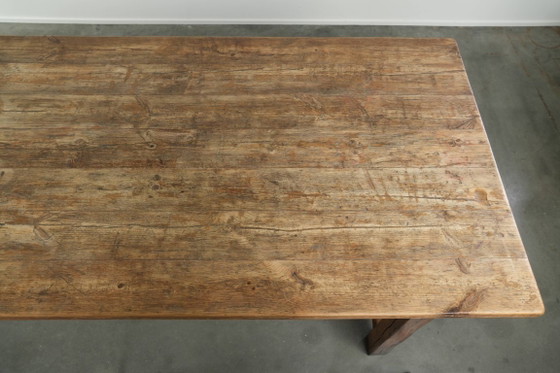 Muy bonita mesa de comedor de granja antigua grande del siglo XIX hecha de madera de pino con un aspecto (photo 9 of 13)
