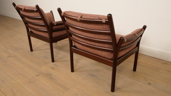 Image 1 of Set of 2 vintage armchairs | Illum Wikkelsø for Silkeborg | Model Genius | Mahogany