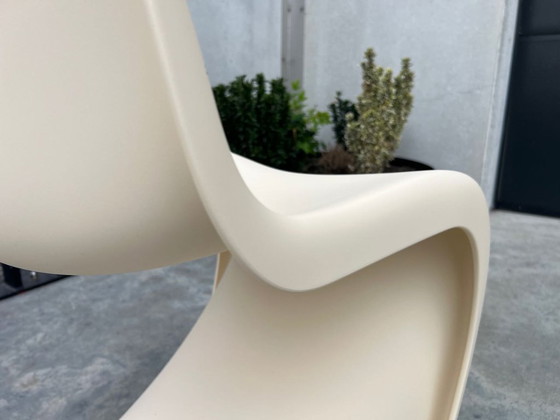 Image 1 of 4 sedie Vitra Panton, colore avorio