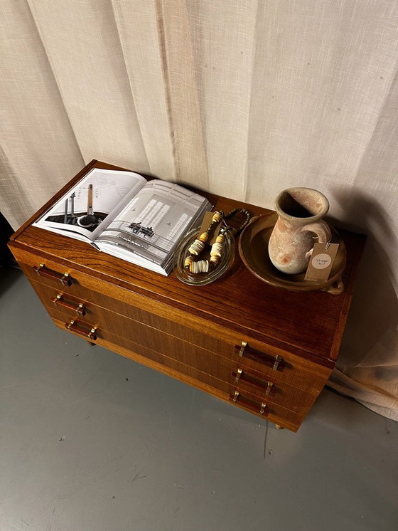 Image 1 of Cassettiera svedese d'epoca