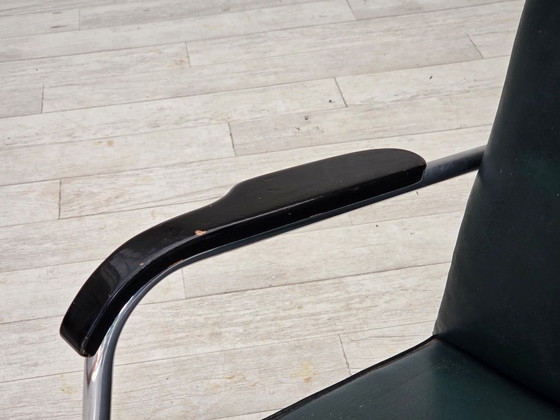 Image 1 of Fauteuil scandinave des années 1950, de style Bauhaus, en état d'origine.