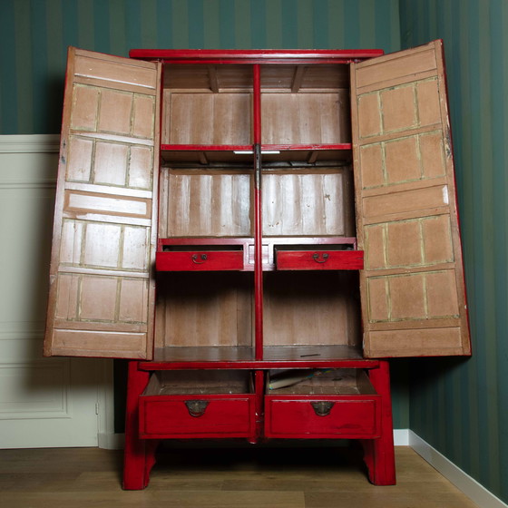 Image 1 of Grande armoire rouge d'ambassade chinoise > 100 ans d'âge