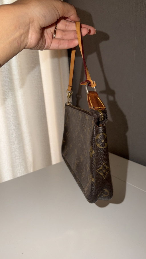 Louis Vuitton Pochette Accesorios Monograma - Vintage – overige tassen, Nylon (photo 2 of 14)