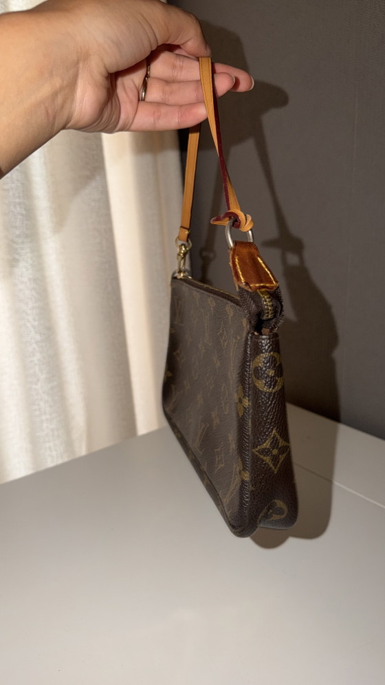 Louis Vuitton Pochette Accessories Monogram – Vintage – Other bags, Nylon (photo 2 of 14)
