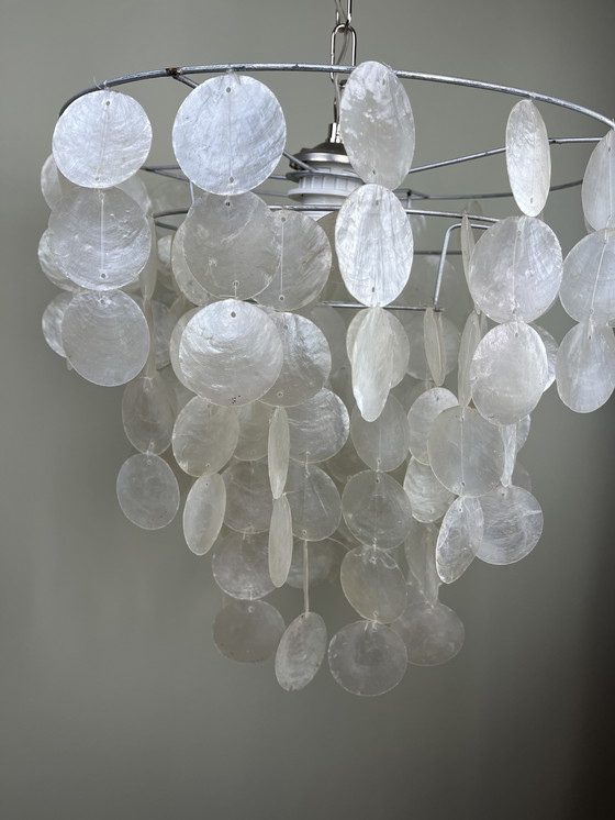 Image 1 of Suspension pétales de nacre