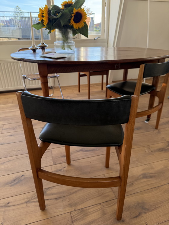 Image 1 of Set of 4 dining chairs in the style of Erik Buck - Danish design