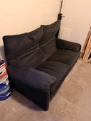 Cassina Maralunga 2,5-Sitzer zweifarbiger Samt