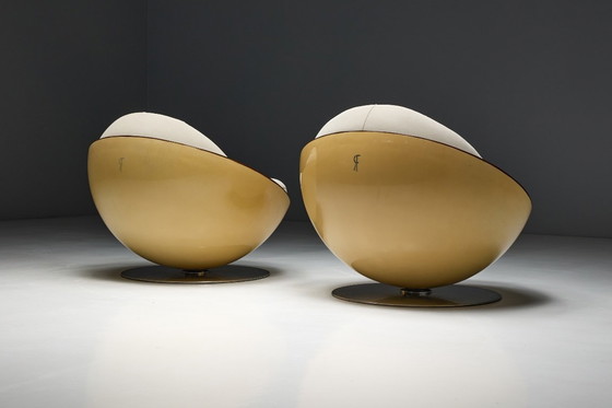 Image 1 of Sillones Esfera de Ricardo Fasanello, Brasil, finales de la década de 1960