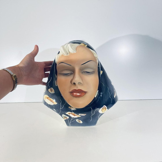Triart Bassano Buste Visage de Femme avec Voile Sculptures, 1940 – Ceramic, Art Deco (photo 2 of 15)