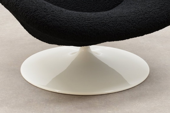 Image 1 of Artifort F518 Sessel + Hocker