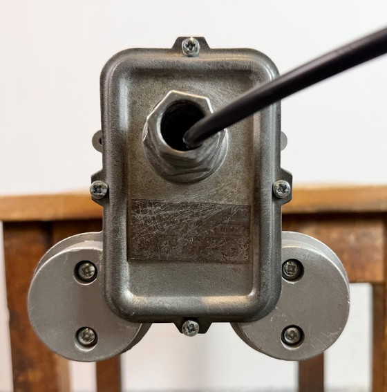 Image 1 of Industriële, gepolijste hanglamp met buisvormige armatuur, jaren 70