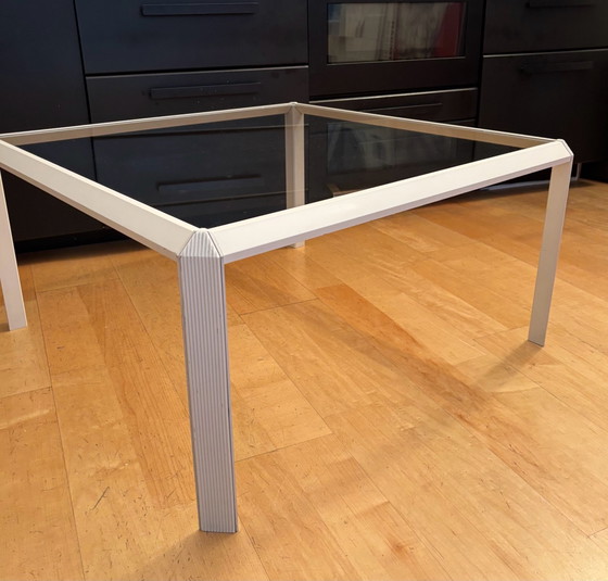 Table basse avec plateau en verre – Tables basses, Aluminium (photo 3 of 7)