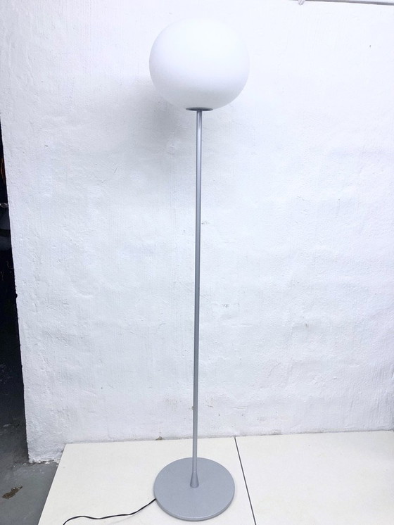 Image 1 of Lámpara de pie Flos Glo-Ball diseñada por Jasper Morrison en 1998