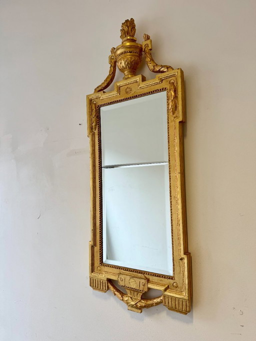 Miroir de style Empire avec cadre doré