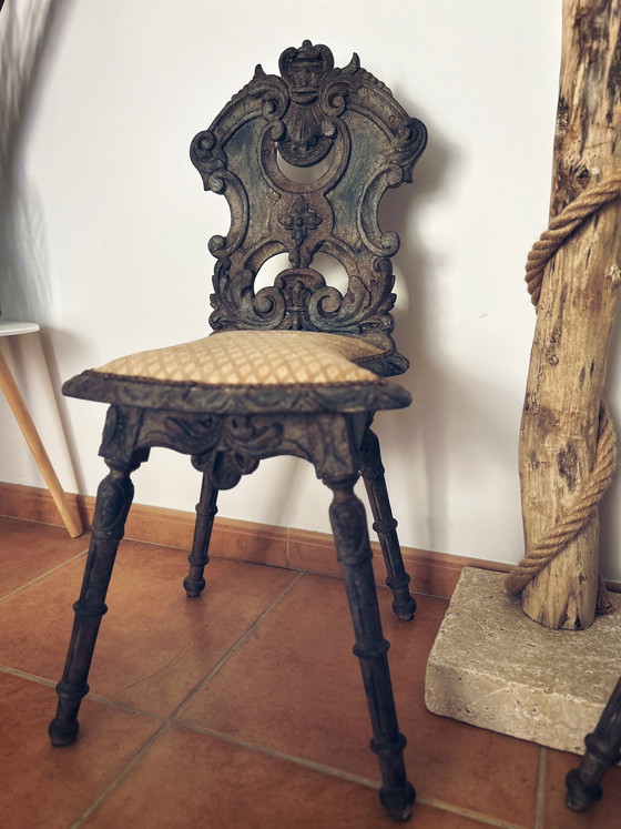 Image 1 of ✨ Paar stoelen in Lodewijk XIII-stijl van gepatineerd massief eikenhout – zeldzame exemplaren ✨