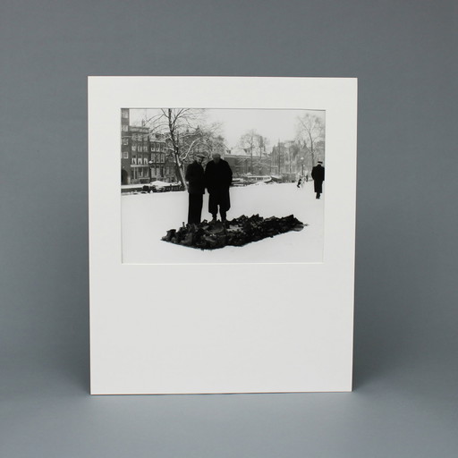 Aart Klein (1909-2001) Noordermarkt, Amsterdam 1950, stampa alla gelatina sali d'argento, timbrata 