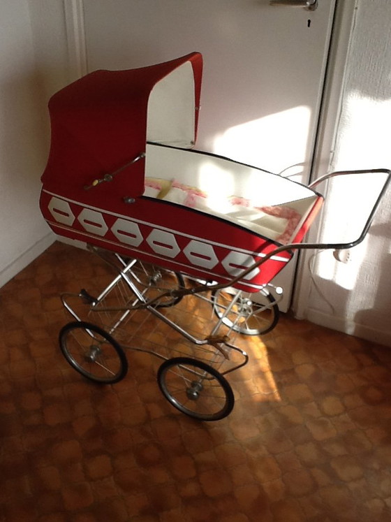 Image 1 of Puppenwagen aus den 1970er Jahren.