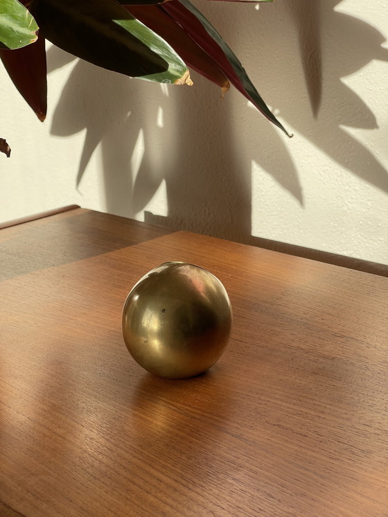 Image 1 of Vintage Italiaanse messing appelvormige asbak