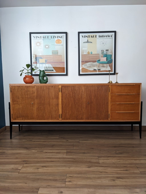 Vintage Enfilade skandinavisches Design