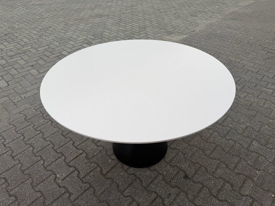 Arco Balance Dune – Mesas de comedor, Metal, Madera (photo 9 of 11)