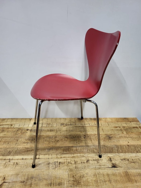 Image 1 of 1x Fritz Hansen vlinderstoel, rood, 2007