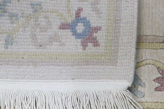 Image 1 of Tappeto moderno di design Nepal 140 x 72 cm