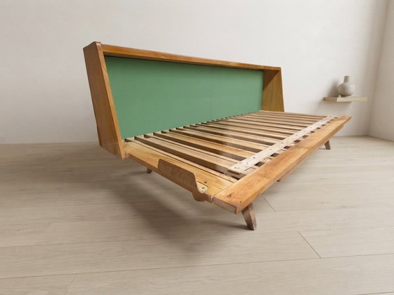 Cadre de canapé-lit pliant en bois style milieu du XXe siècle, lit de jour extensible, Tchécoslovaquie, 190 (photo 6 of 19)