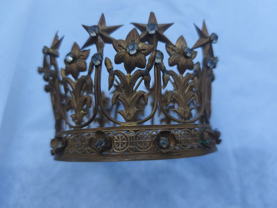Image 1 of Corona