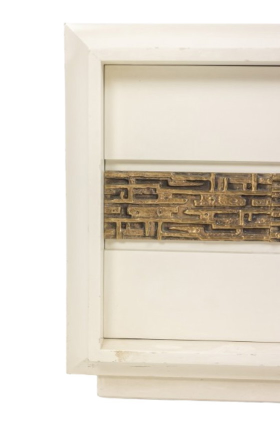 Image 1 of Luciano Frigerio. Pair of bedside tables in lacquered wood and bronze. 1970s.