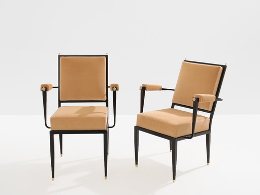 André Arbus toegeschreven aan twee neoklassieke fauteuils van metaal, brons en fluweel, jaren 1940.