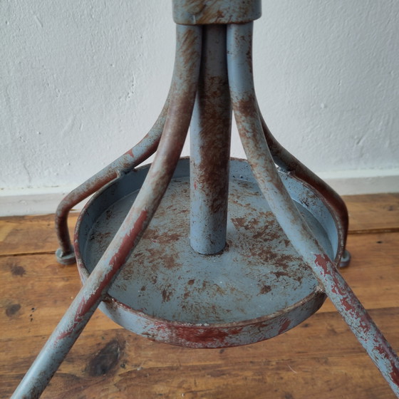 Image 1 of Metalen staande kapstok