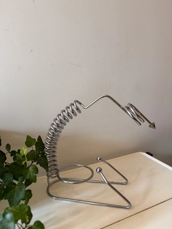 Portabottiglie e Versatore per Vino Cromato – Metal, Chrome, Memphis (photo 2 of 5)